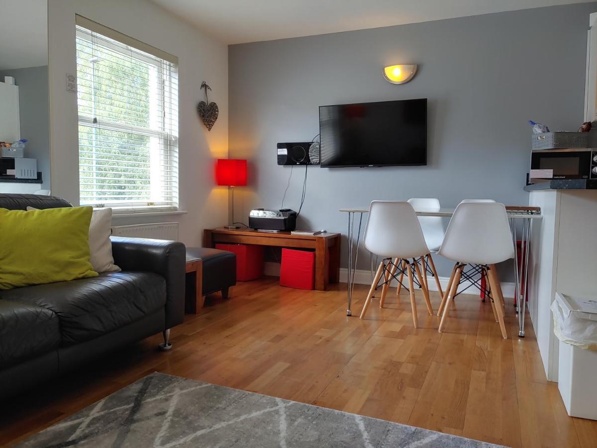 The Bath House Apartments - Free 1St Breakfast - Free Parking מראה חיצוני תמונה