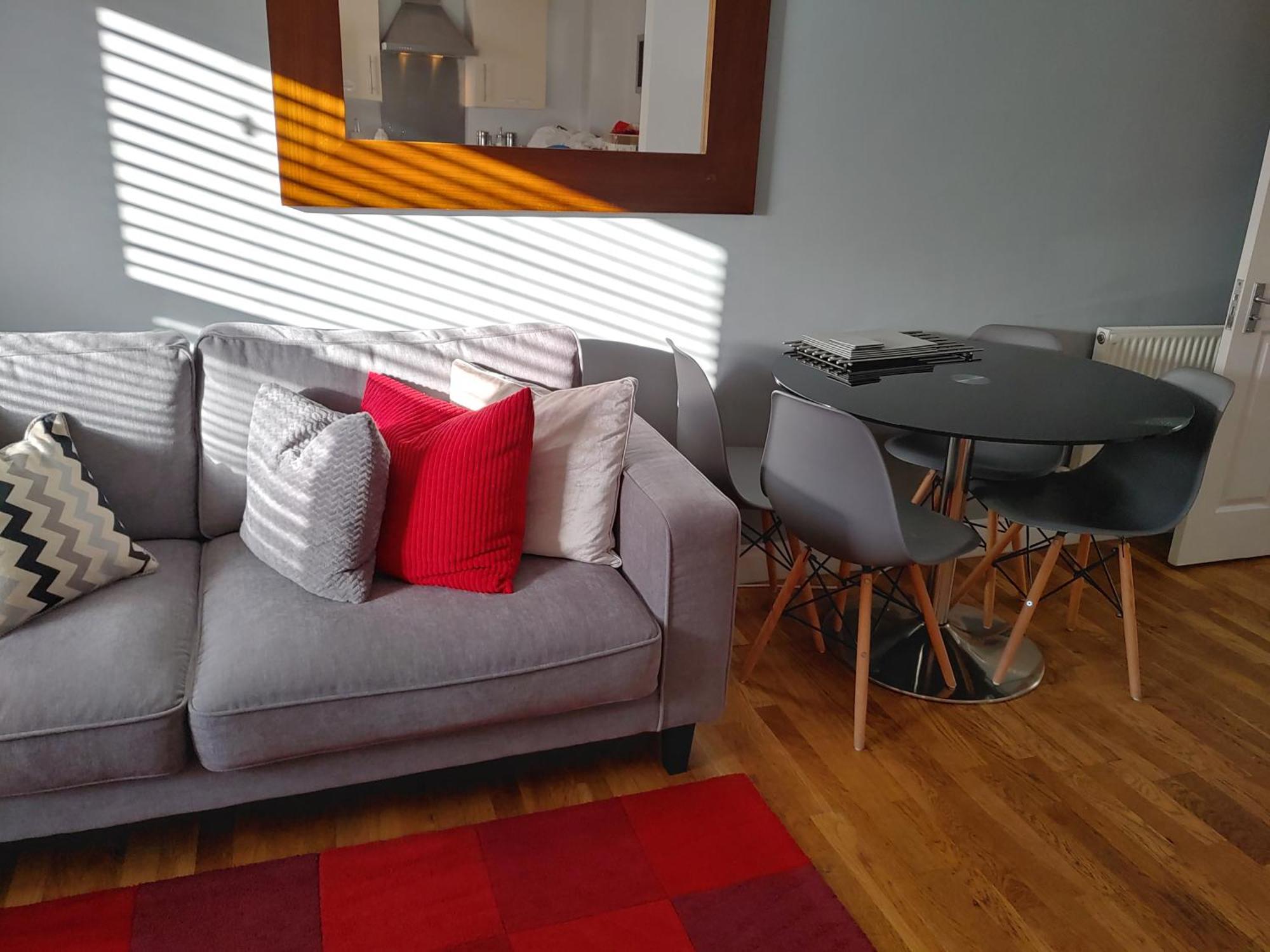 The Bath House Apartments - Free 1St Breakfast - Free Parking מראה חיצוני תמונה