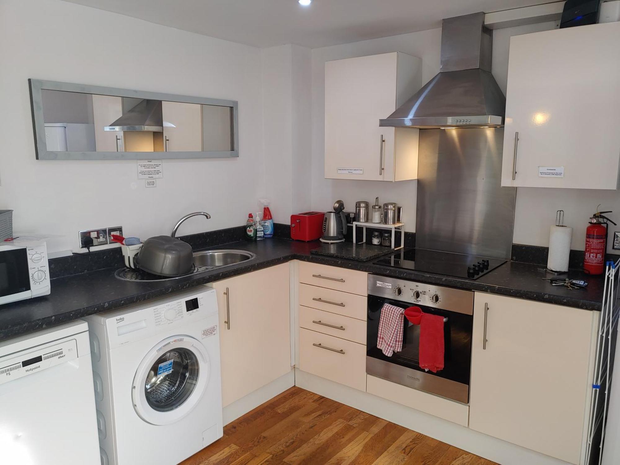The Bath House Apartments - Free 1St Breakfast - Free Parking מראה חיצוני תמונה