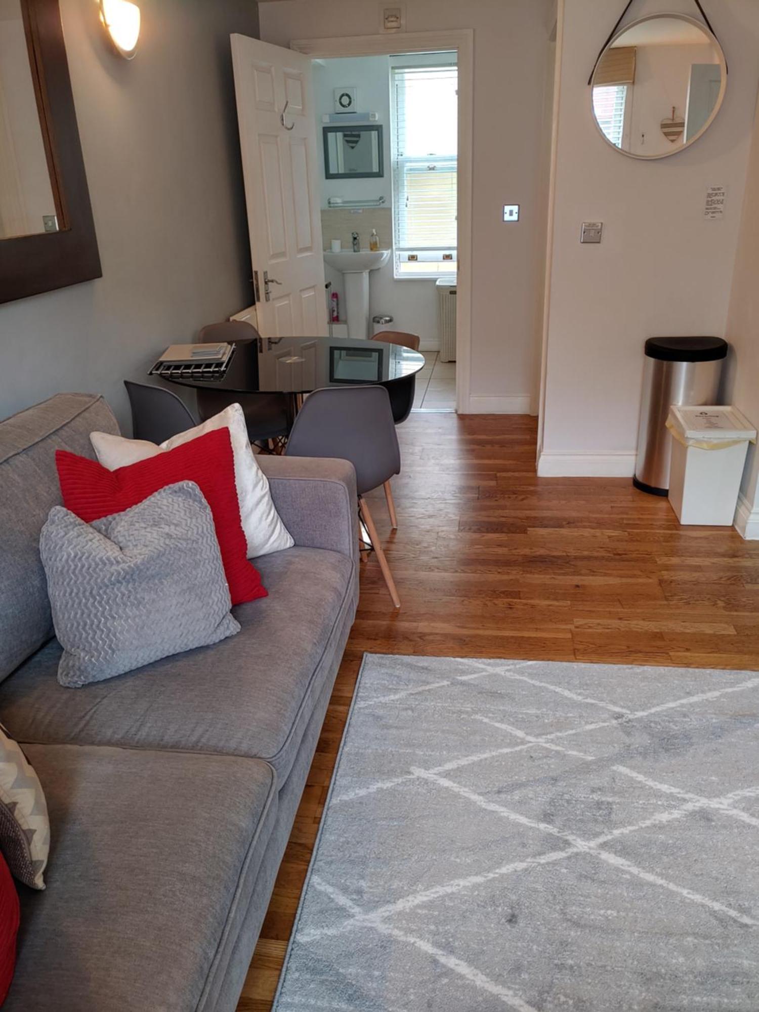 The Bath House Apartments - Free 1St Breakfast - Free Parking מראה חיצוני תמונה