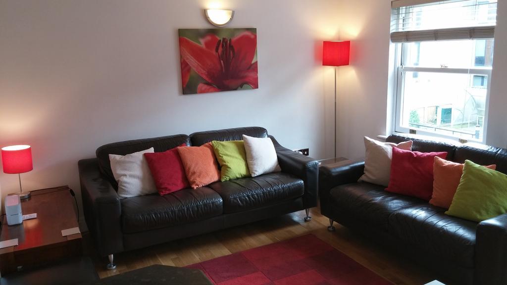 The Bath House Apartments - Free 1St Breakfast - Free Parking מראה חיצוני תמונה