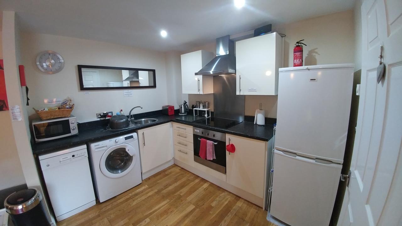 The Bath House Apartments - Free 1St Breakfast - Free Parking מראה חיצוני תמונה